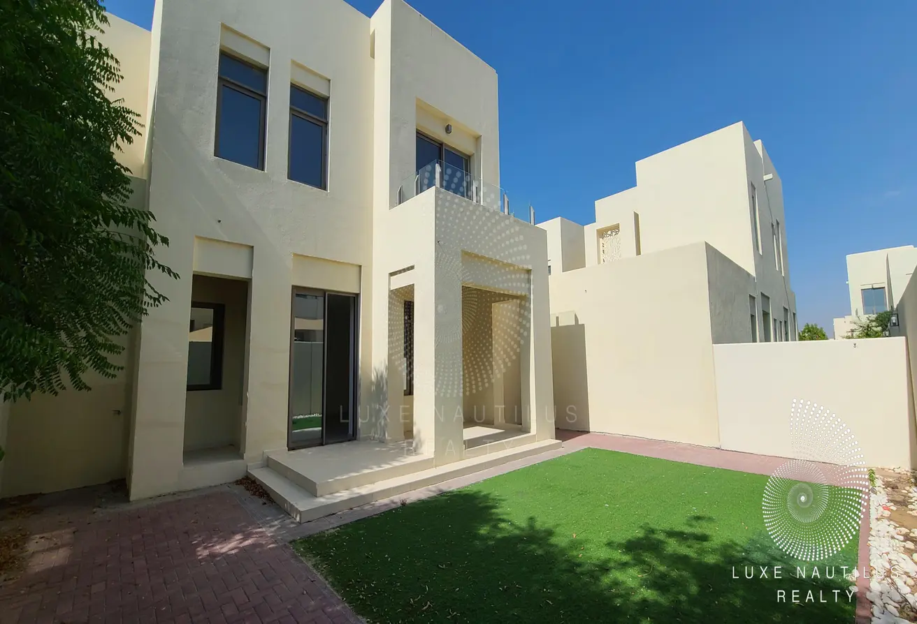 Mira Oasis – exterior view